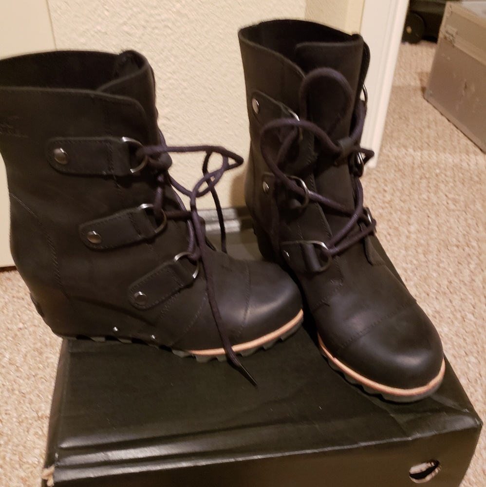 Sorel Joan of Artic